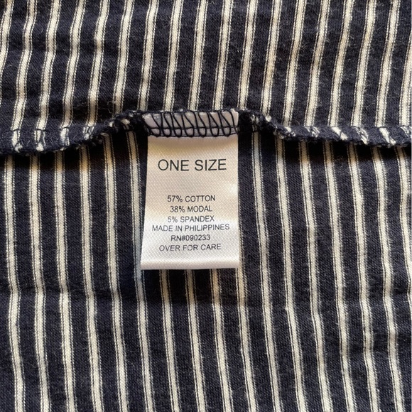 Brandy Melville Striped crop tank - Picture 4 of 4